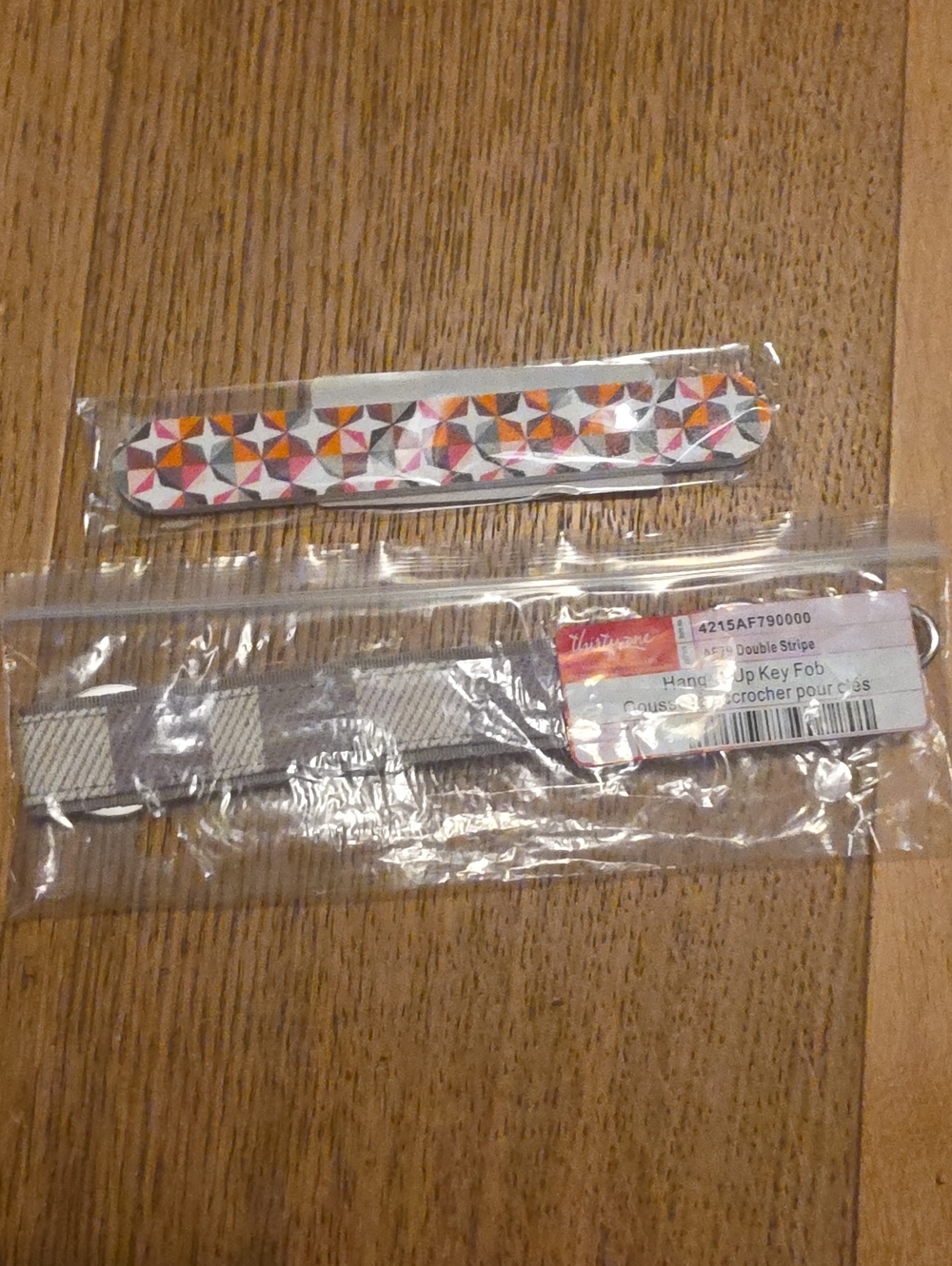 Thirty One Hang It Up Key Fob